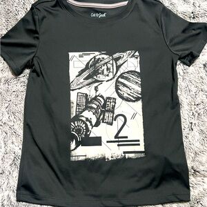 Cat & Jack Space Shirt. Boys 6/7.